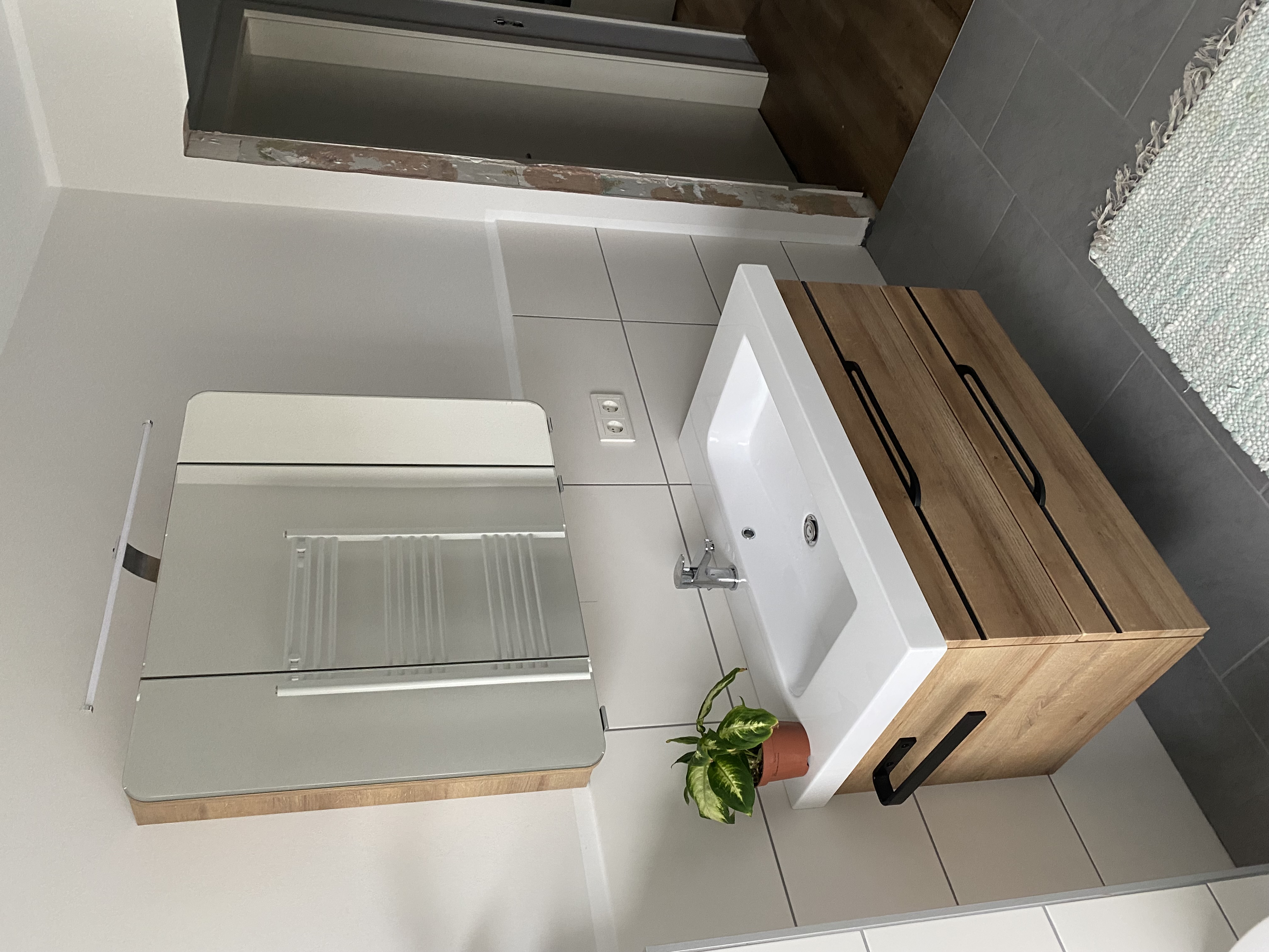 Malerarbeiten im Badezimmer in Neu Wulmstorf